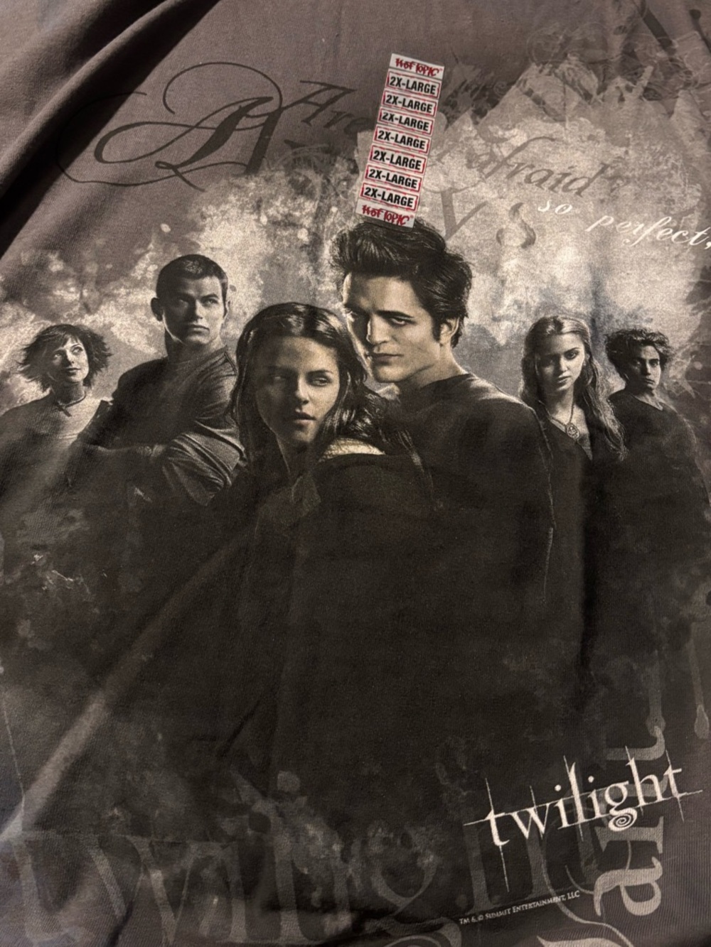 Twilight Graphic Pullover - Black